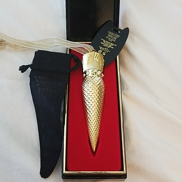 Christian Louboutin Lipstick Petal Rose 2255 Nwt